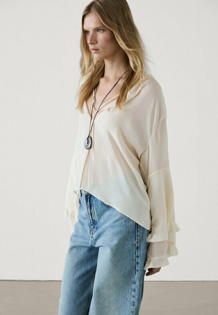 

Блуза WITH RUFFLED SLEEVES Massimo Dutti, бежевый