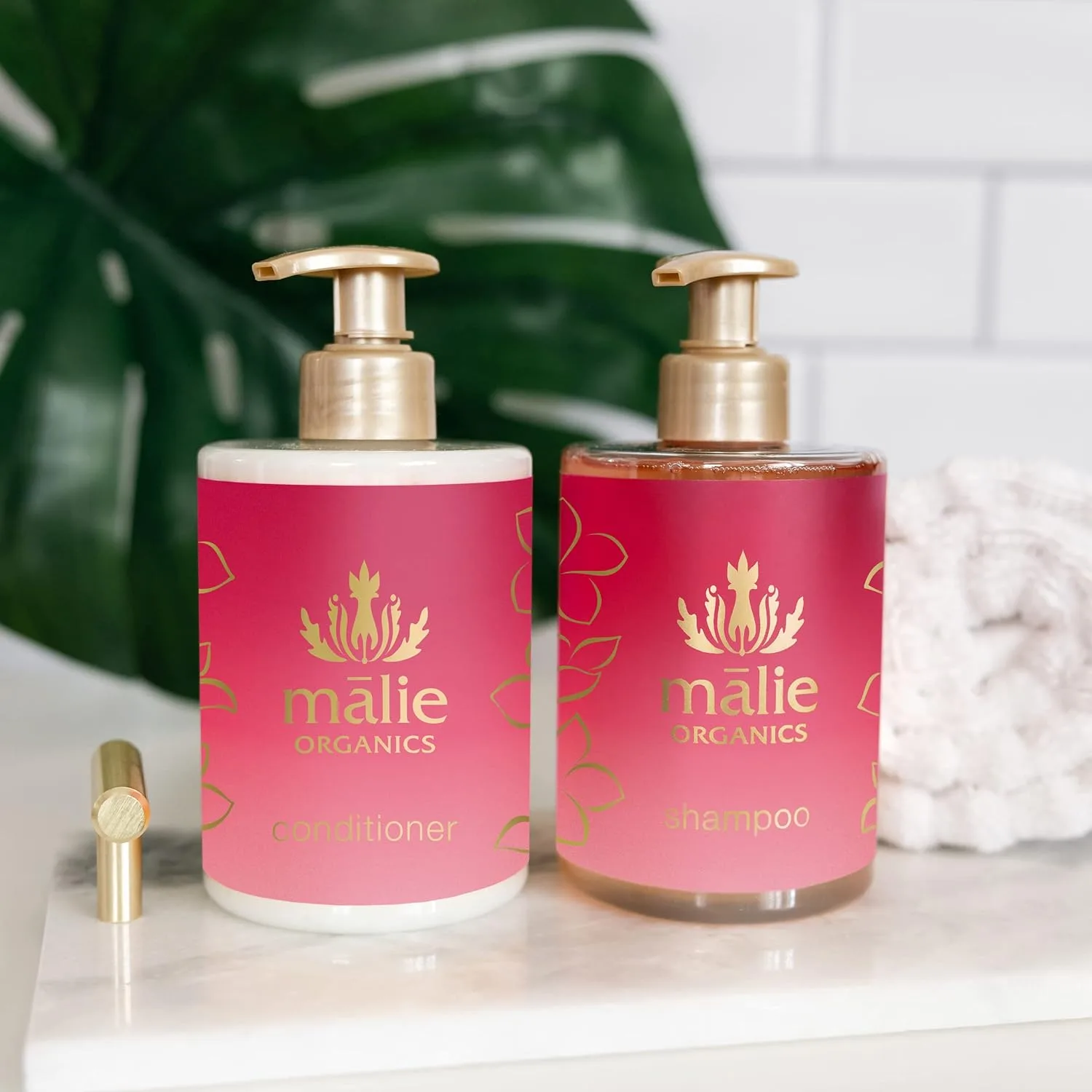 Кондиционер Mālie Organics, аромат плюмерии, ежедневное увлажнение для всех типов волос, экстракт зеленого чая + масло авокадо, веганский, 400 мл. Malie Organics, Green — фото 2