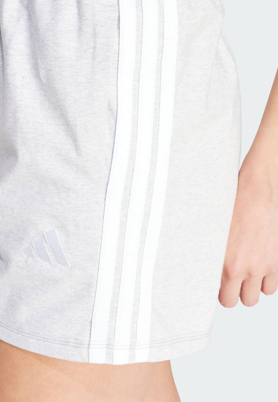Спортивные шорты Adidas Sportswear Sports shorts, Light Grey Heather White/Light Grey — фото 4