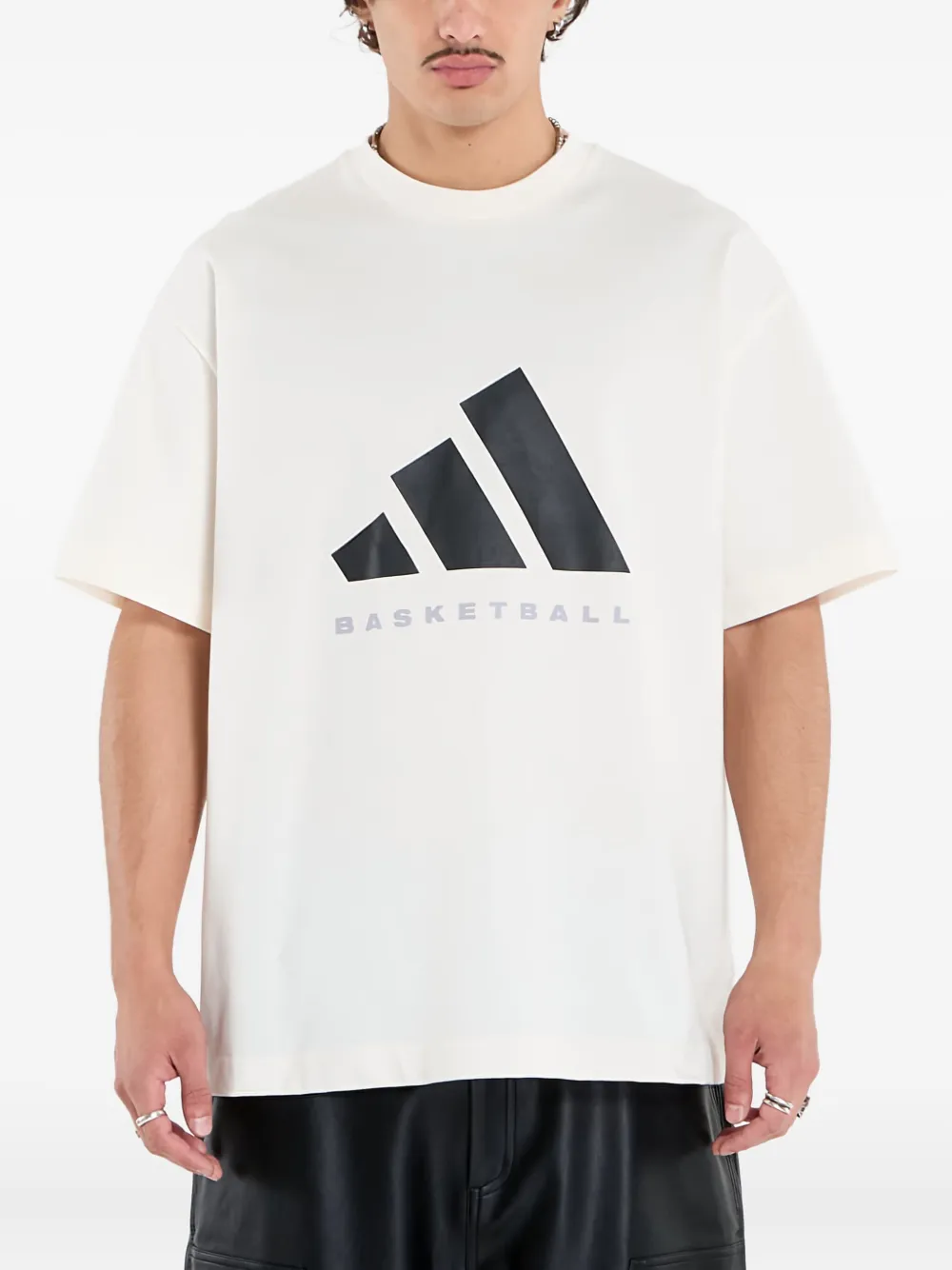 

Футболка с логотипом Adidas, белый