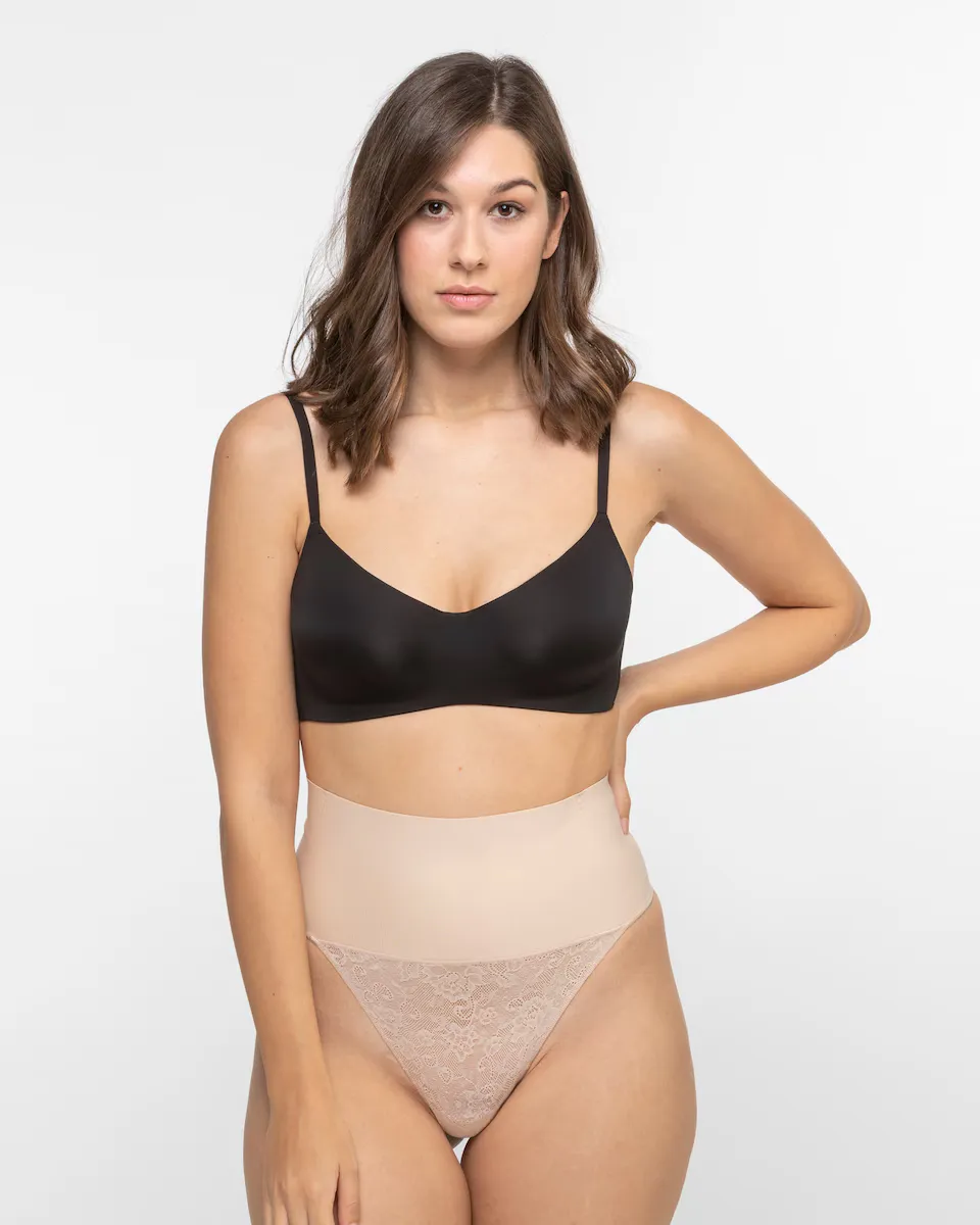 

Трусики-стринги с высокой усадкой и жестким контролем Maidenform, цвет Natural