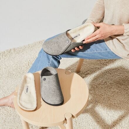 Zermatt Узкие тапочки на овчинной подкладке женские Birkenstock, цвет Light Gray/Natural Wool — фото 3