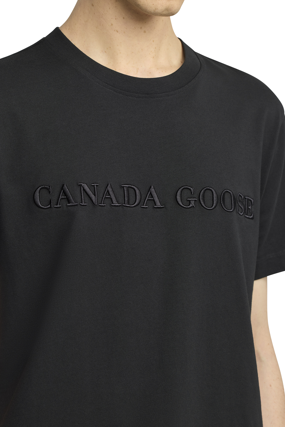 Футболка Canada Goose Emersen Embroidered Crewneck T-Shirt, черный — фото 4