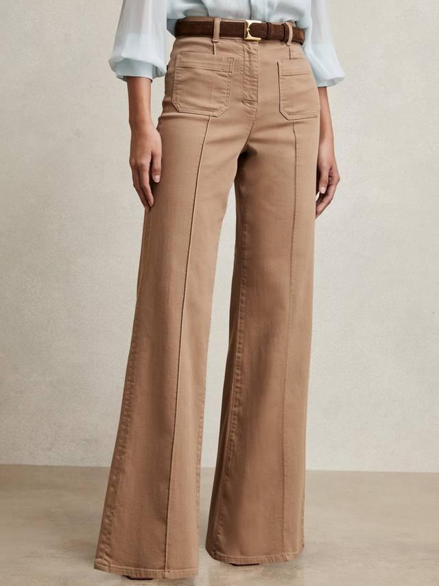 

Брюки Petite Sakura с фасоном клёш и накладными карманами Reiss, Taupe Neutral