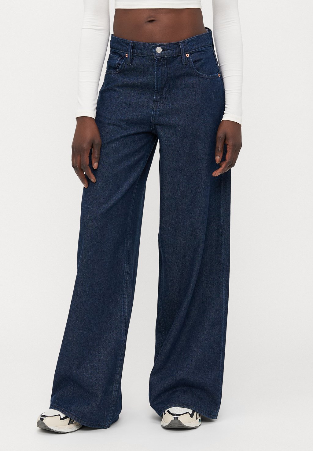 

Мешковатые джинсы HOLMAN Gap Tall, черный