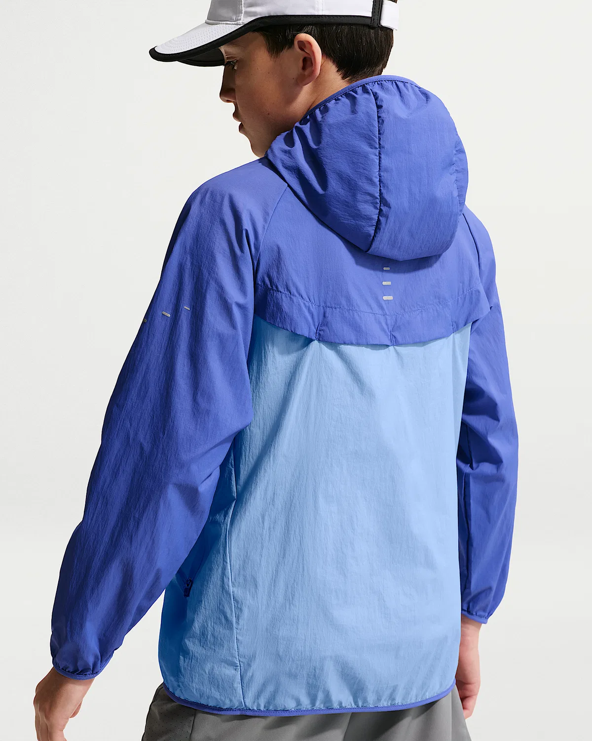 Детская тренировочная куртка Nike Stride с защитой от УФ, Lapis/Royal Pulse — фото 2
