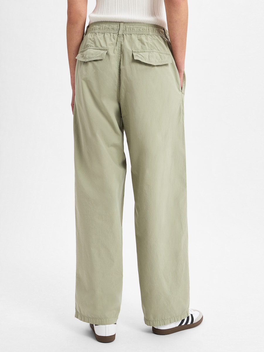 

Широкие брюки со складками спереди HUGO Hinduli-1 D_B, хаки