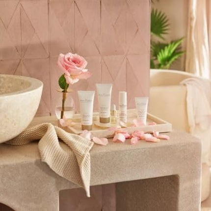 Набор RITUALS The Ritual of Namaste Gift Set - Luxury Trial Set with 5 Travel-sized Skincare Products — фото 2