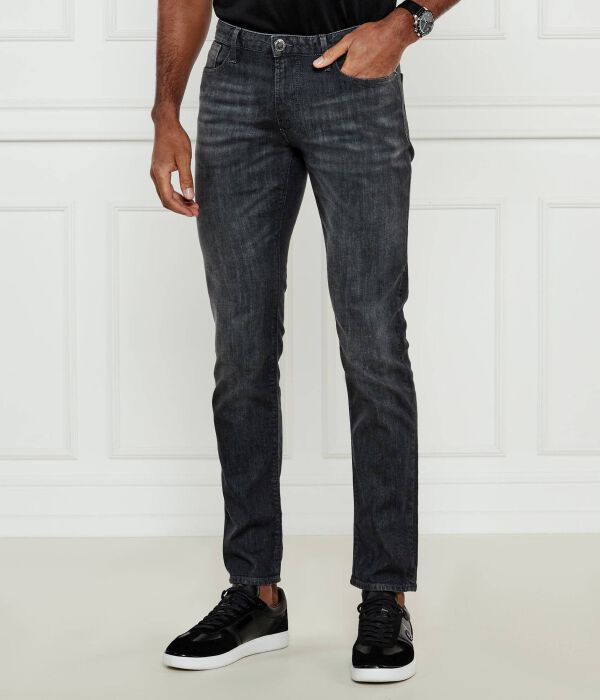

Джинсы j06 Slim fit Emporio Armani, черный