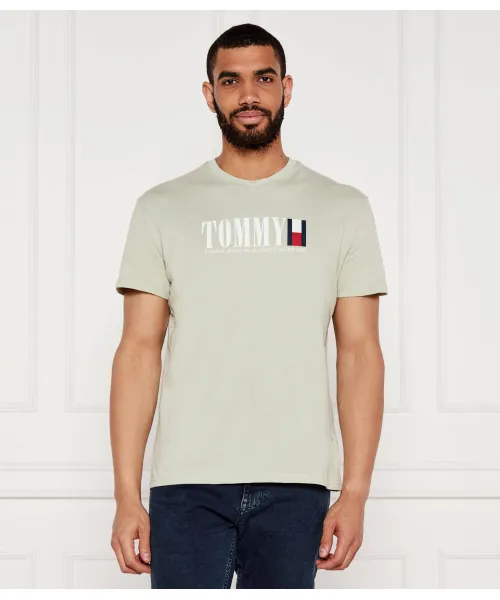 

Футболка Regular fit Tommy Jeans, зеленый