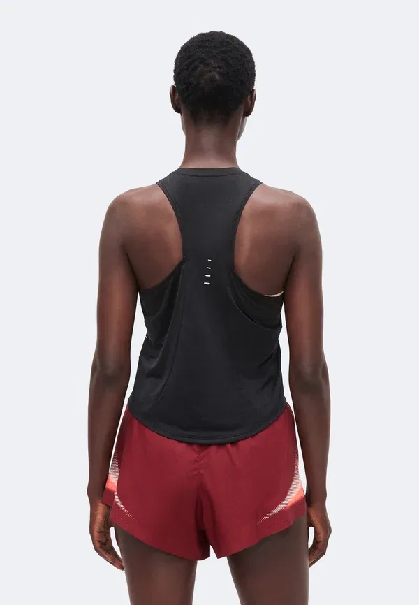 Топ Nike Performance Swift, черно-белый