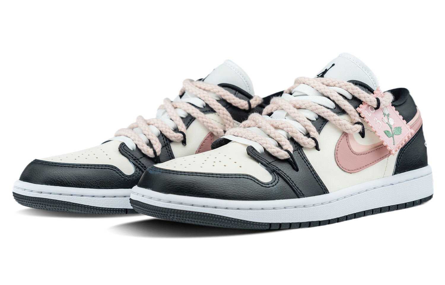 

Кроссовки Air Jordan 1 Skateboarding Shoes Women's Low-top Pink, черный