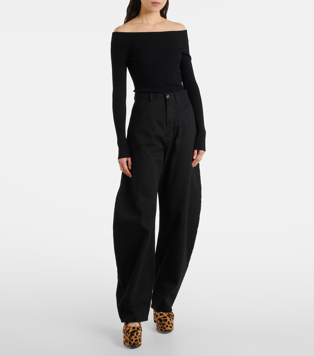 Туфли-клинки Criss Cross из телячьей шерсти с леопардовым принтом Alaïa, Brun Sepia — фото 3