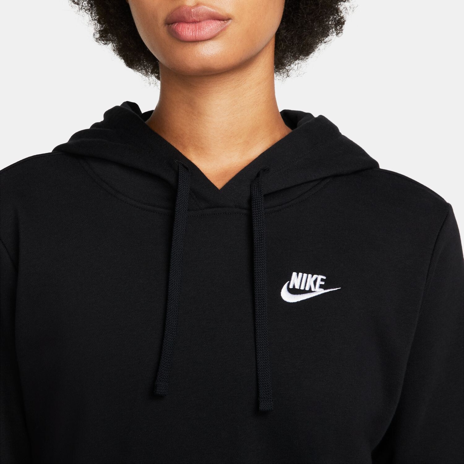 Женская флисовая худи Nike Sportswear Club Nike, черный — фото 2