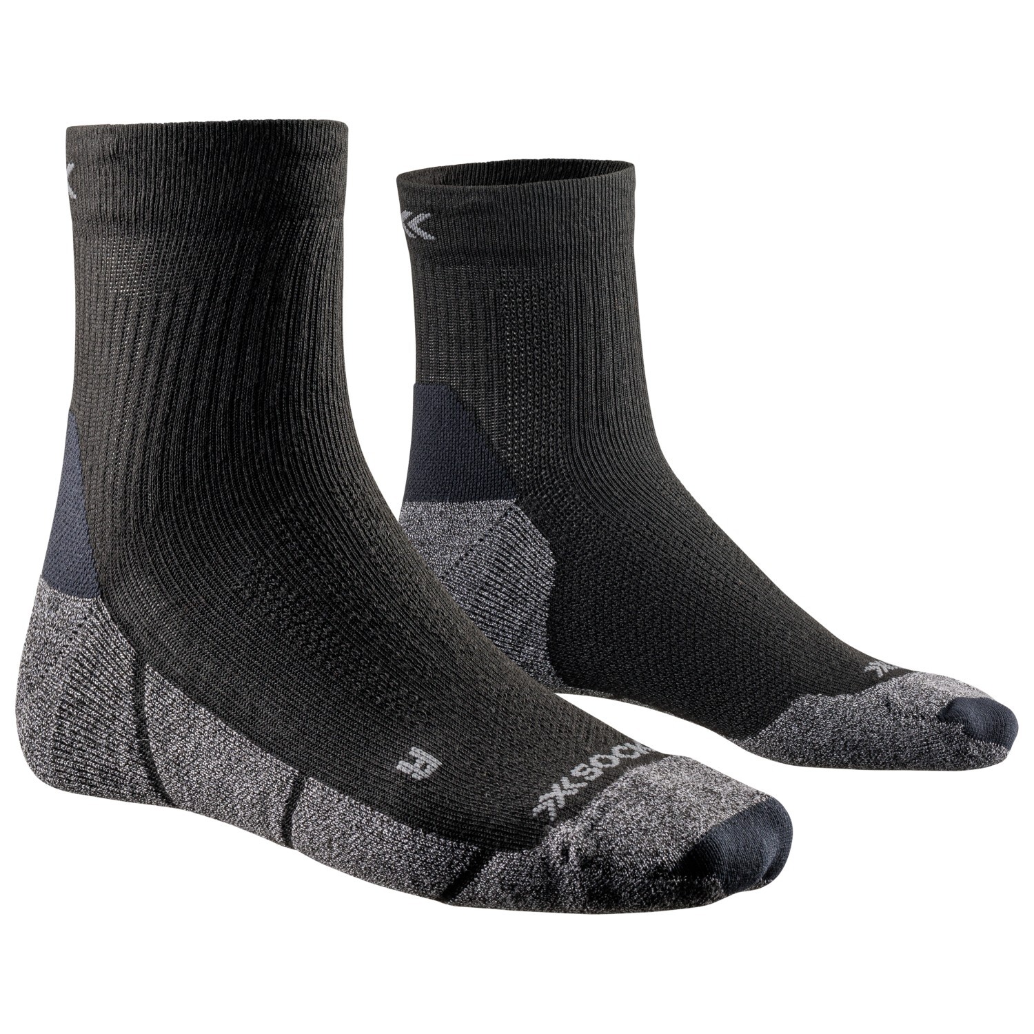 

Многофункциональные носки X-Socks Core Natural Ankle, цвет Black/Charcoal