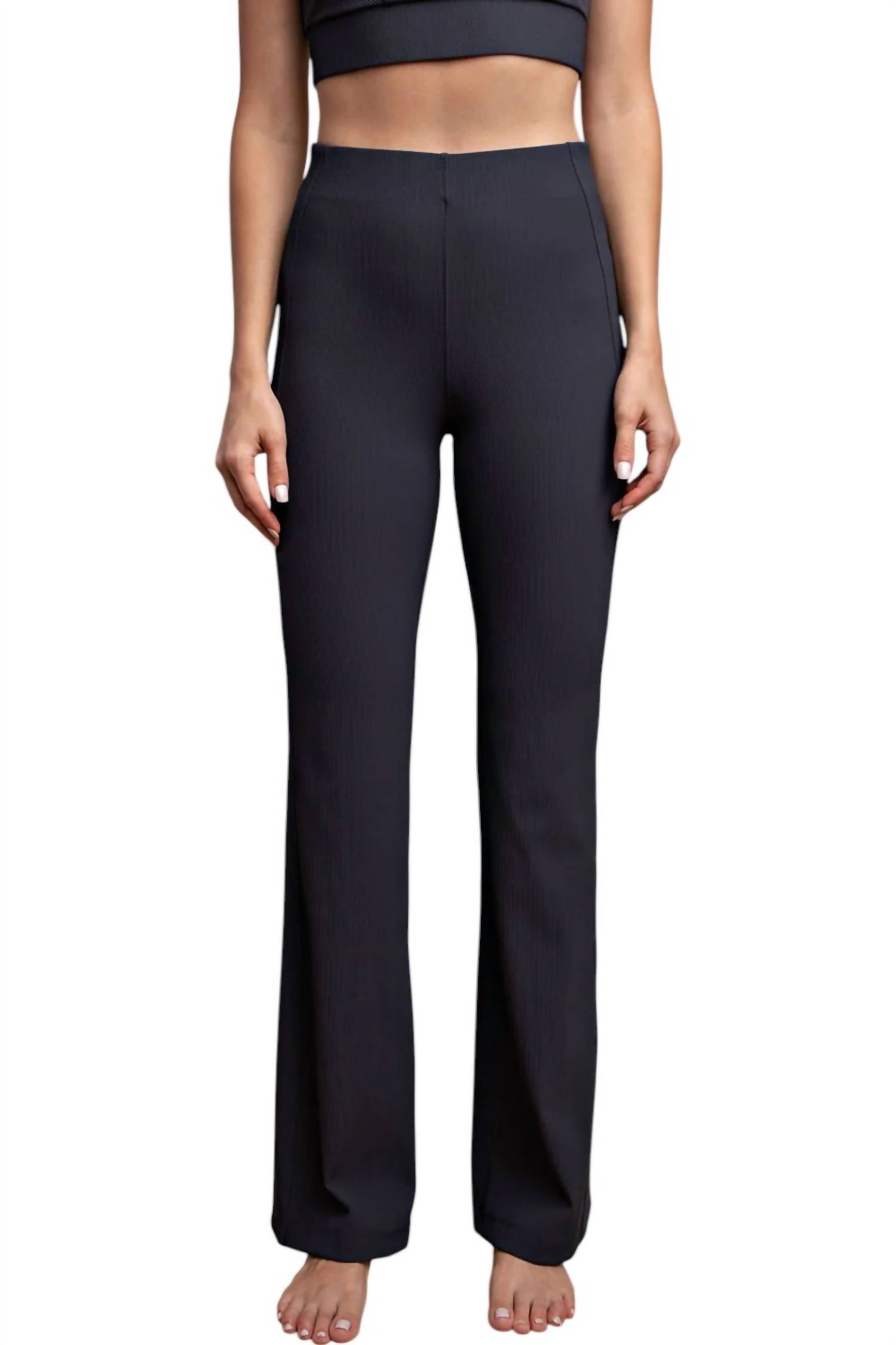 

Леггинсы Perfection Rib Pintuck черного цвета RAE MODE