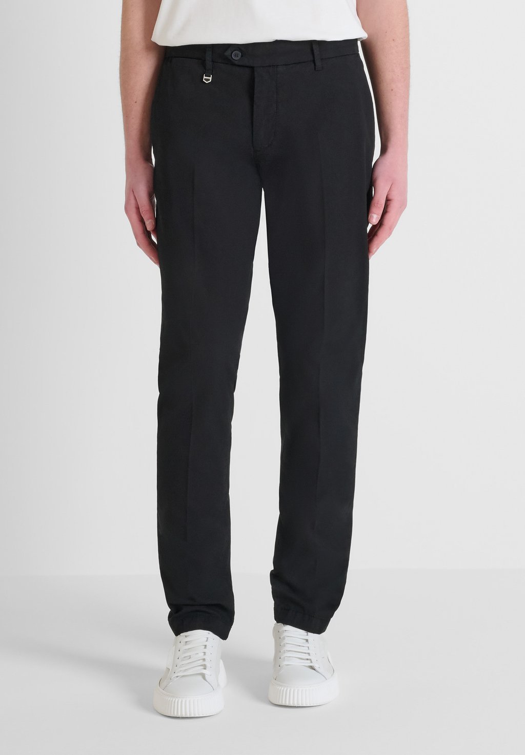 

Чиносы BRYAN IN GARMENT DYE STRETCH DOBBY Antony Morato, черный