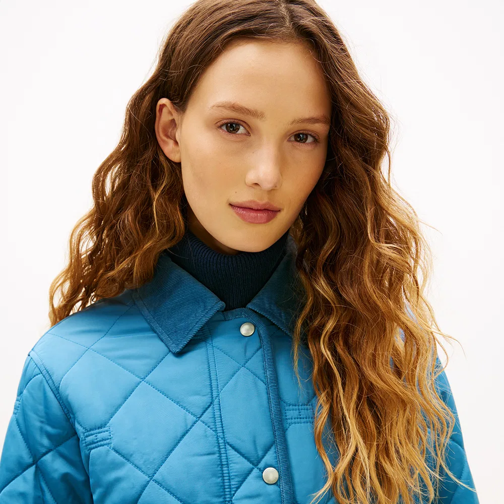 Женский стёганый жакет с флагом, небесно-голубой, от Tommy Hilfiger Women — фото 4