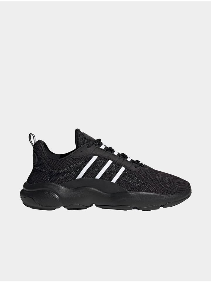 

Кроссовки на шнуровке adidas, цвет core black/footwear white/grey six