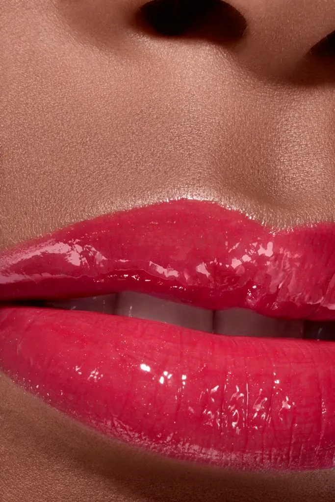 Chanel Rouge Coco Gloss: Увлажняющий блеск для губ 738 amuse-bouche — фото 4