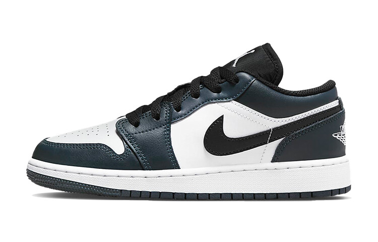 

Кроссовки Jordan 1 Low GS Armory Navy