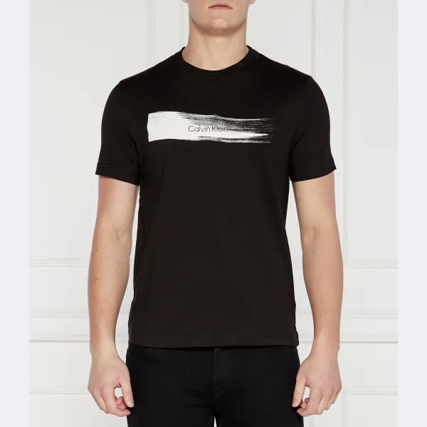 

Футболка стандартного кроя Calvin Klein, черный