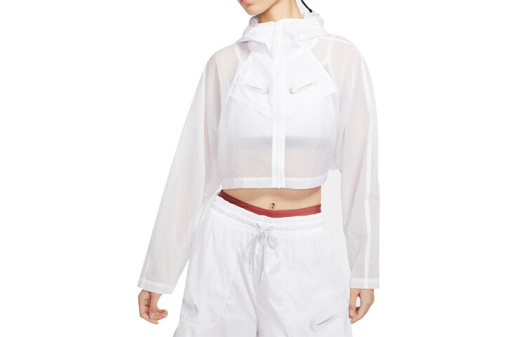 

Куртка женская белая Nike, белый