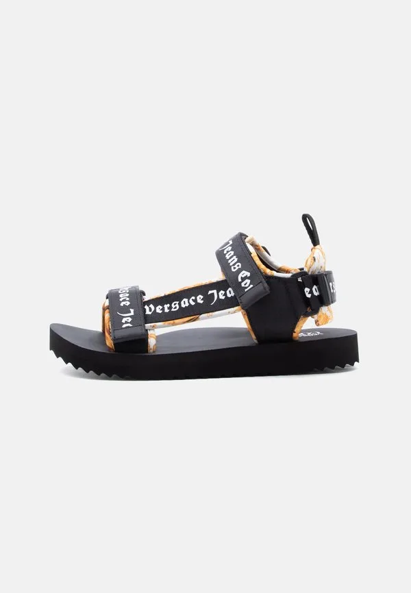 Сандалии fondo ipanema черно-золотистого цвета Versace Jeans Couture, Black/Gold-Coloured