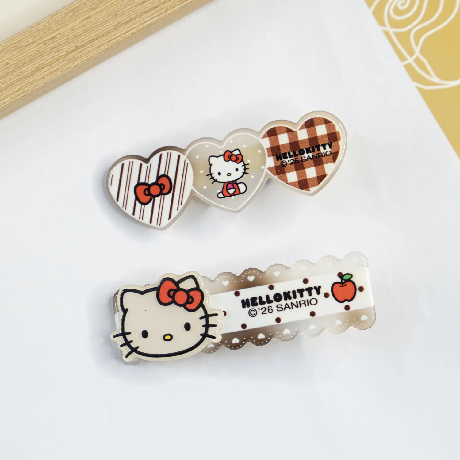 Акриловая заколка для волос Sanrio, Heart Style[2 Pcs Duckbill Clip] — фото 2