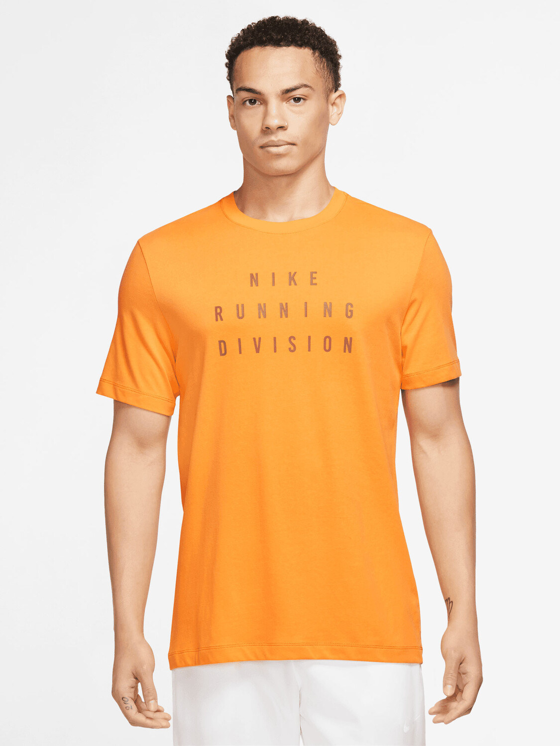 

Футболка Nike M NK DF RUN DIV, оранжевый