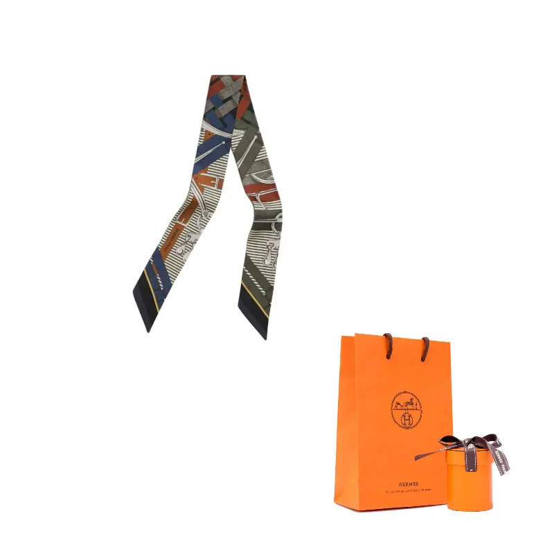 

HERMES Шарф Mulberry Silk для женщин Light Navy/Dark Olive Green/Caramel