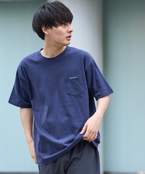 

Футболка с коротким рукавом, вышитым логотипом и карманом Eddie Bauer, темно-синий