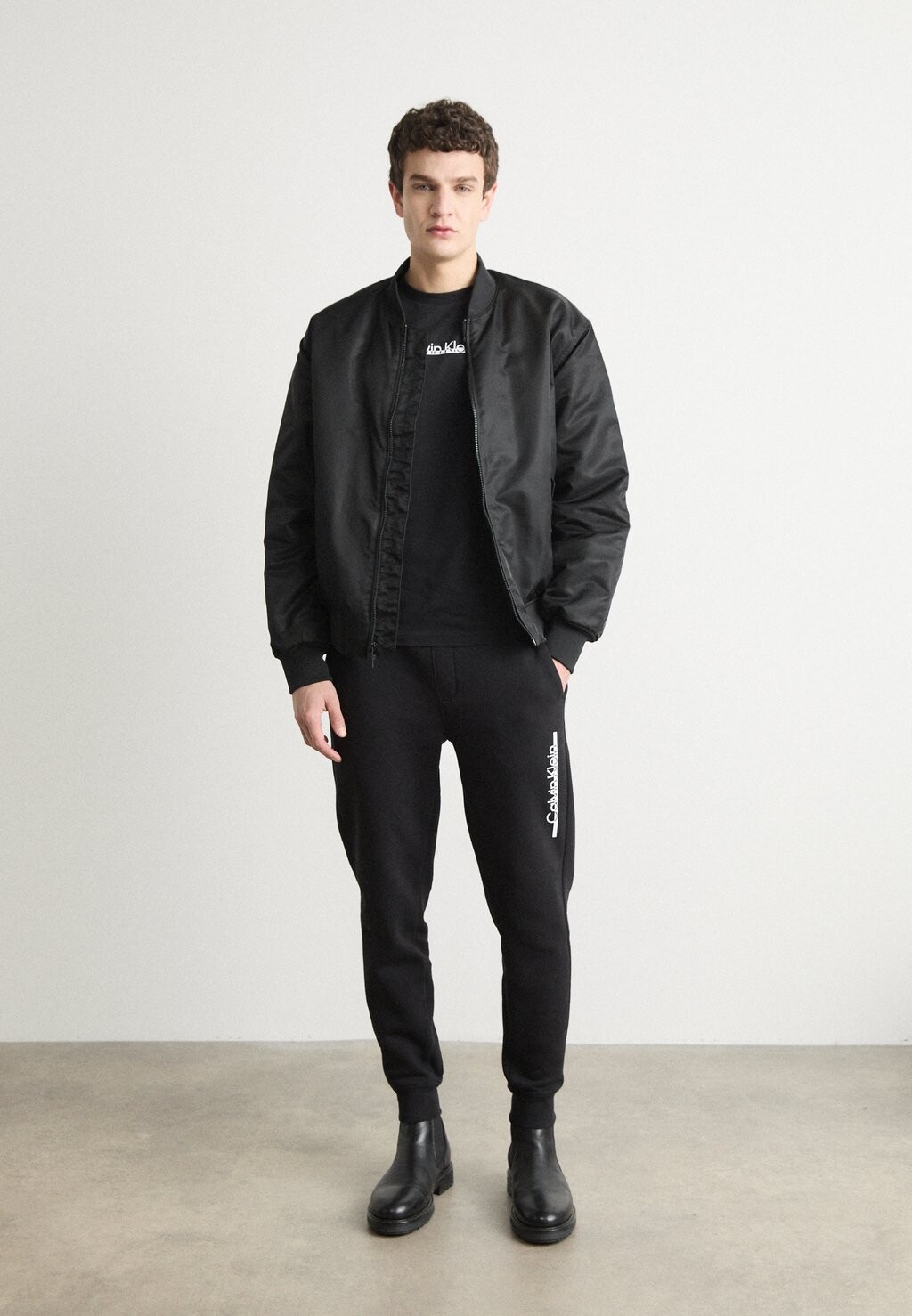 

Спортивные брюки SPLIT LINE LOGO Calvin Klein, черный