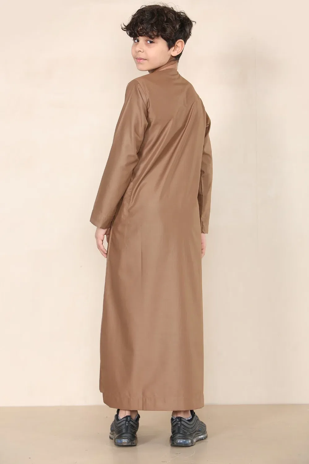 Arabic Thobes Детская коричневая мужская рубашка (туника), эмиратская джубба, исламская одежда, кафтан, праздничный шнурок с кисточками — фото 4