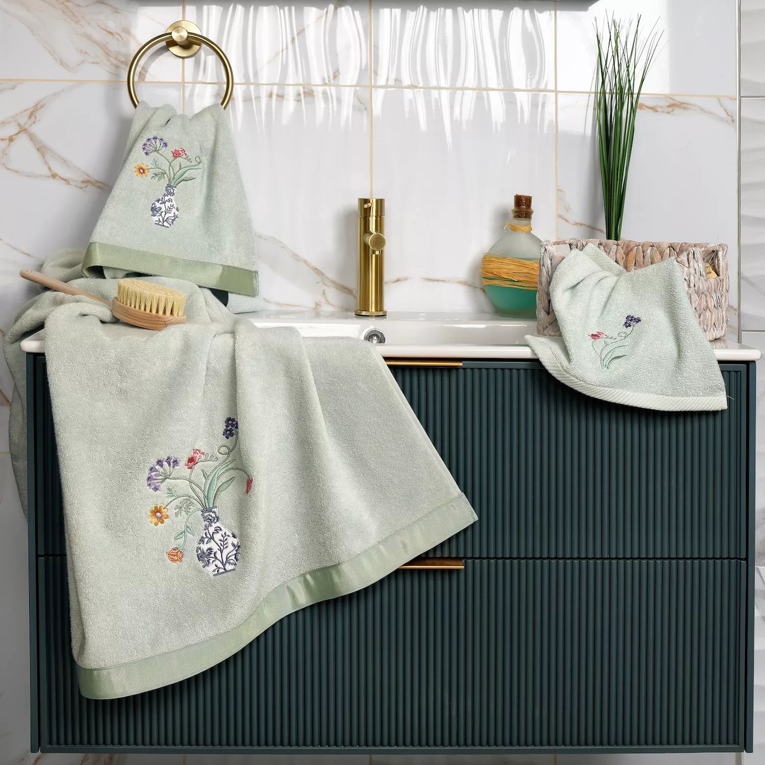 

Linum Home Textiles Турецкий хлопок Stella Набор из 2 украшенных полотенец для рук, белый