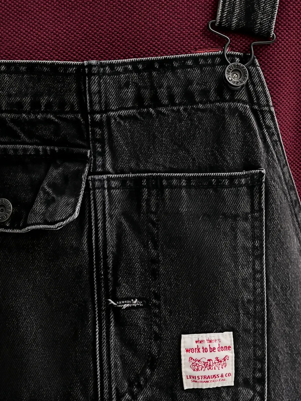 Джинсовый комбинезон с накладными карманами Levi'S, черный — фото 3