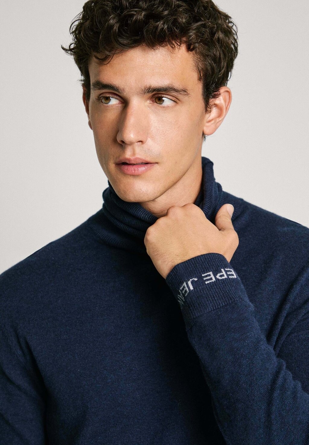 

Джемпер NEW ANDRE TURTLE NECK Pepe Jeans, темно-синий
