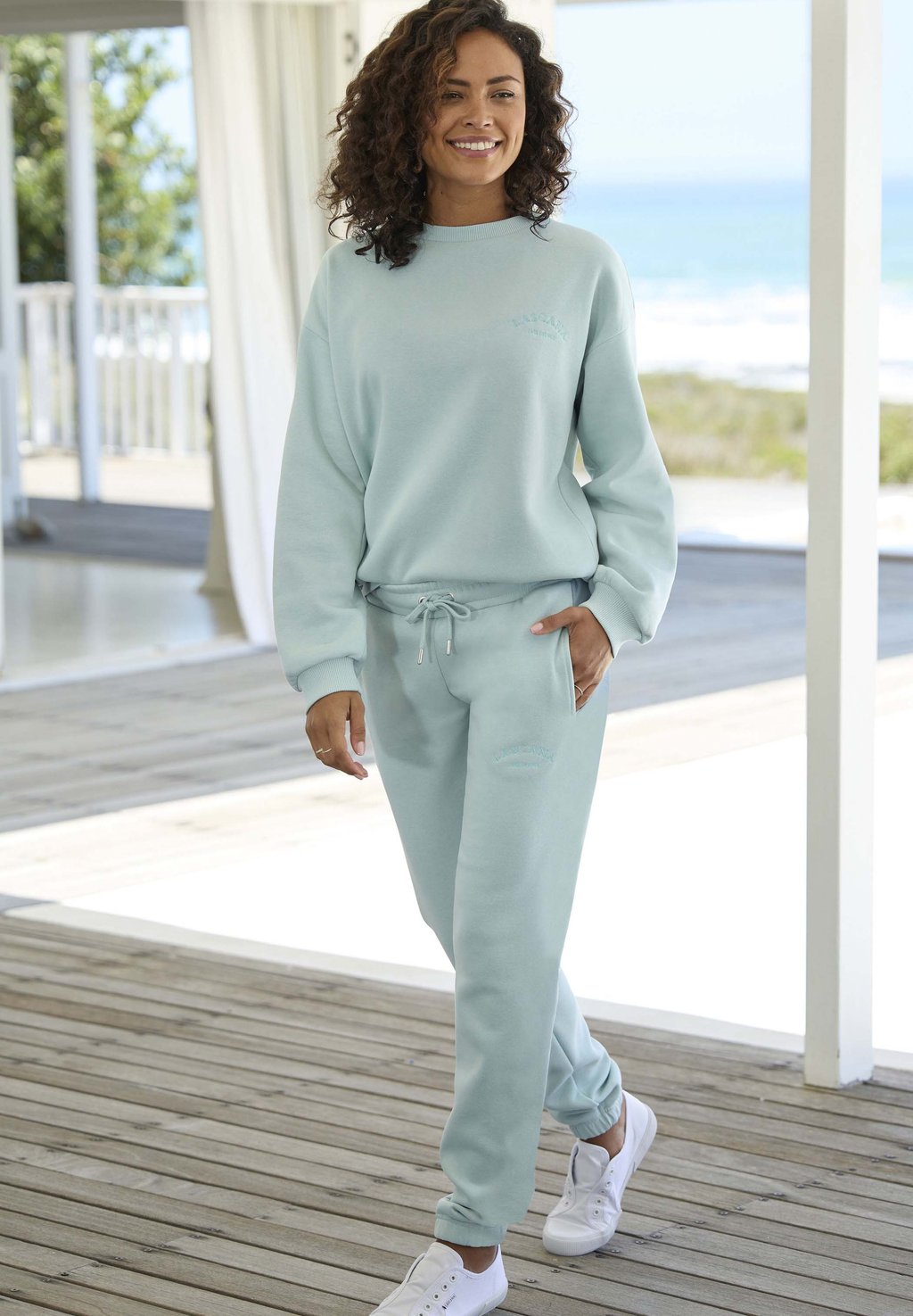 

Толстовка LASCANA, мятный