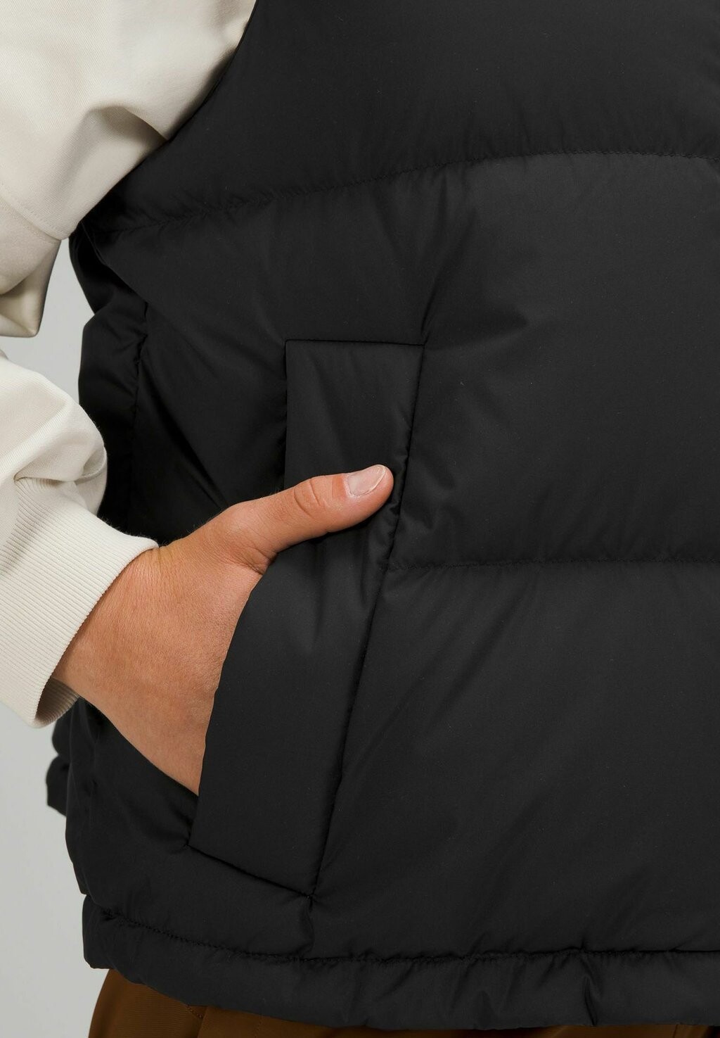 

Жилет WUNDER PUFF CROPPED lululemon, черный