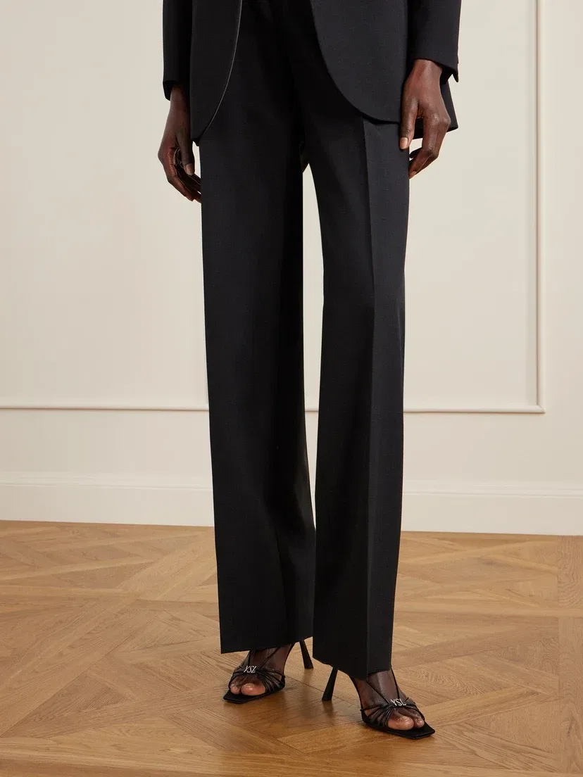 Кожаные босоножки «Джерри» с ремешком на пятке и логотипом SAINT LAURENT, черный — фото 2