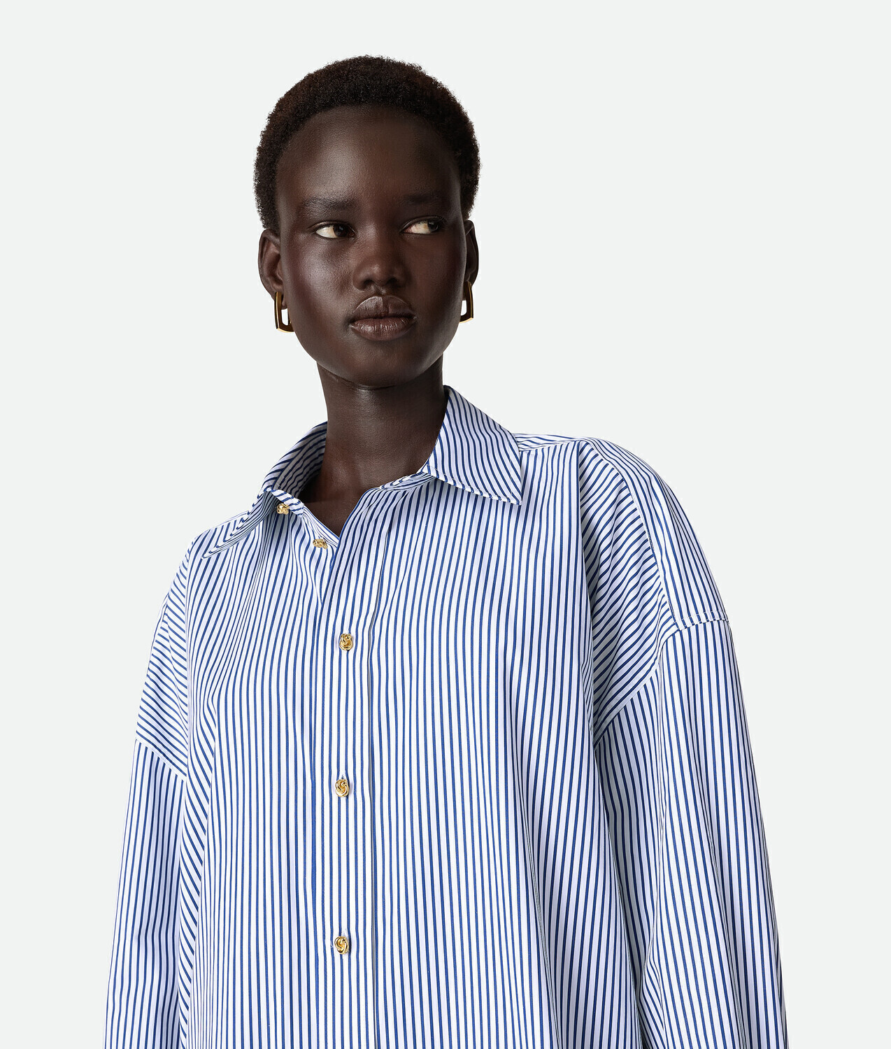Pinstripe cotton poplin dress BOTTEGA VENETA, белый/темно-синий — фото 4
