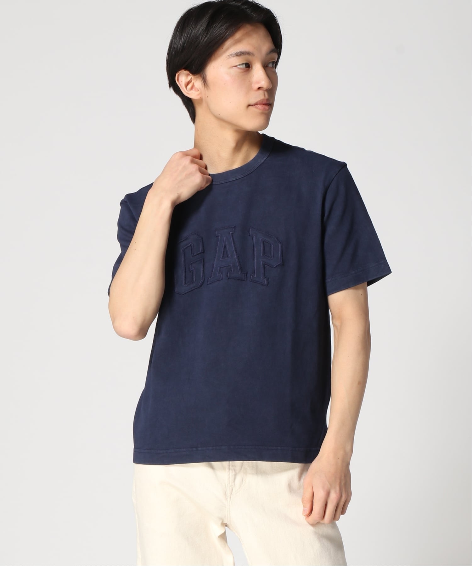 (U) Плотная футболка свободного кроя с логотипом GAP, укороченная, NAVY_UNIFORM — фото 4