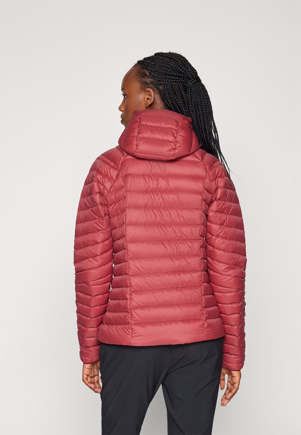 

Пуховик HOODY Patagonia, темно-красный
