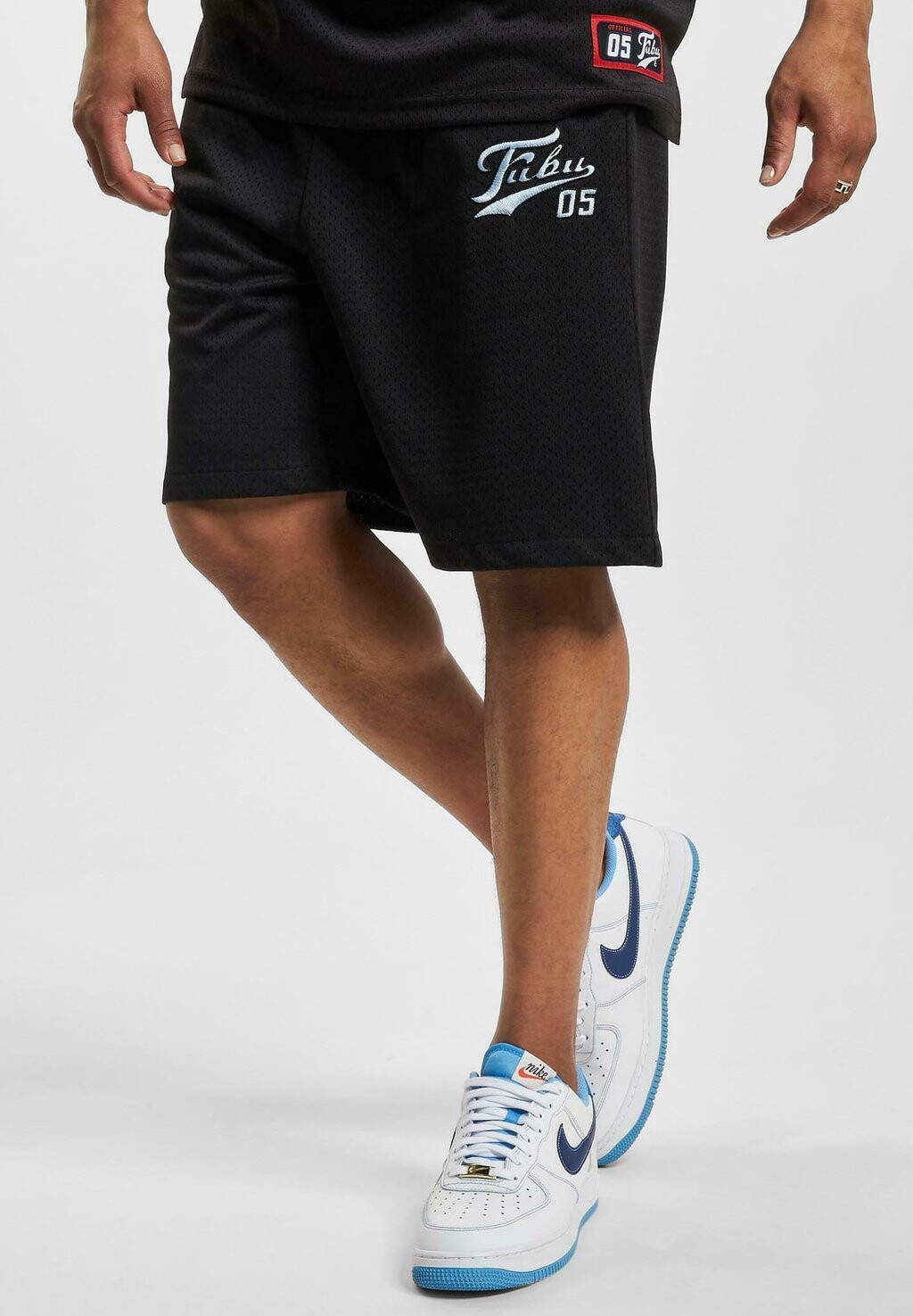 

Шорты VARSITY FUBU, черный