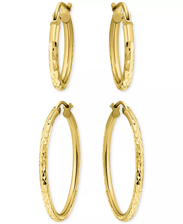 

Комплект из двух текстурированных серег-колец небольшого размера из 18-каратного желтого золота на основе стерлингового серебра, эксклюзивно в Macy's. Giani Bernini, gold