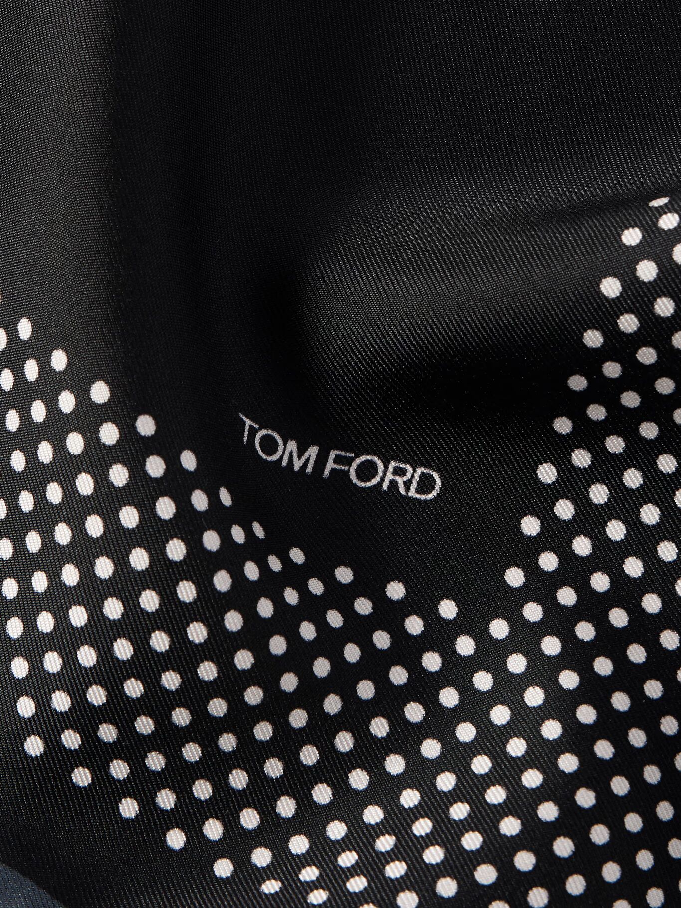 

Карманный платок из шелковой саржи в горошек TOM FORD, черный