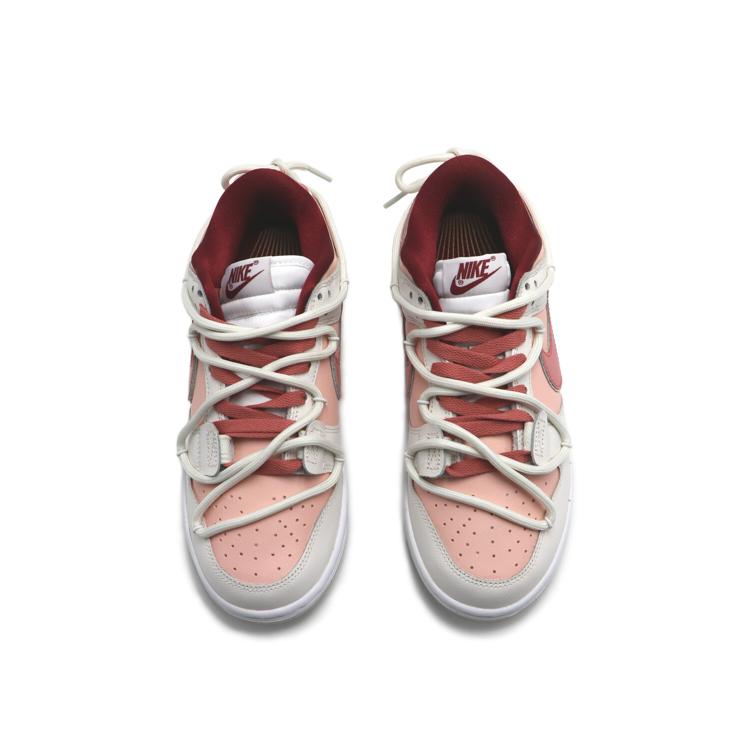 

Кроссовки Nike Dunk Skateboard Shoes Women's Low-Top White Pink/Beige