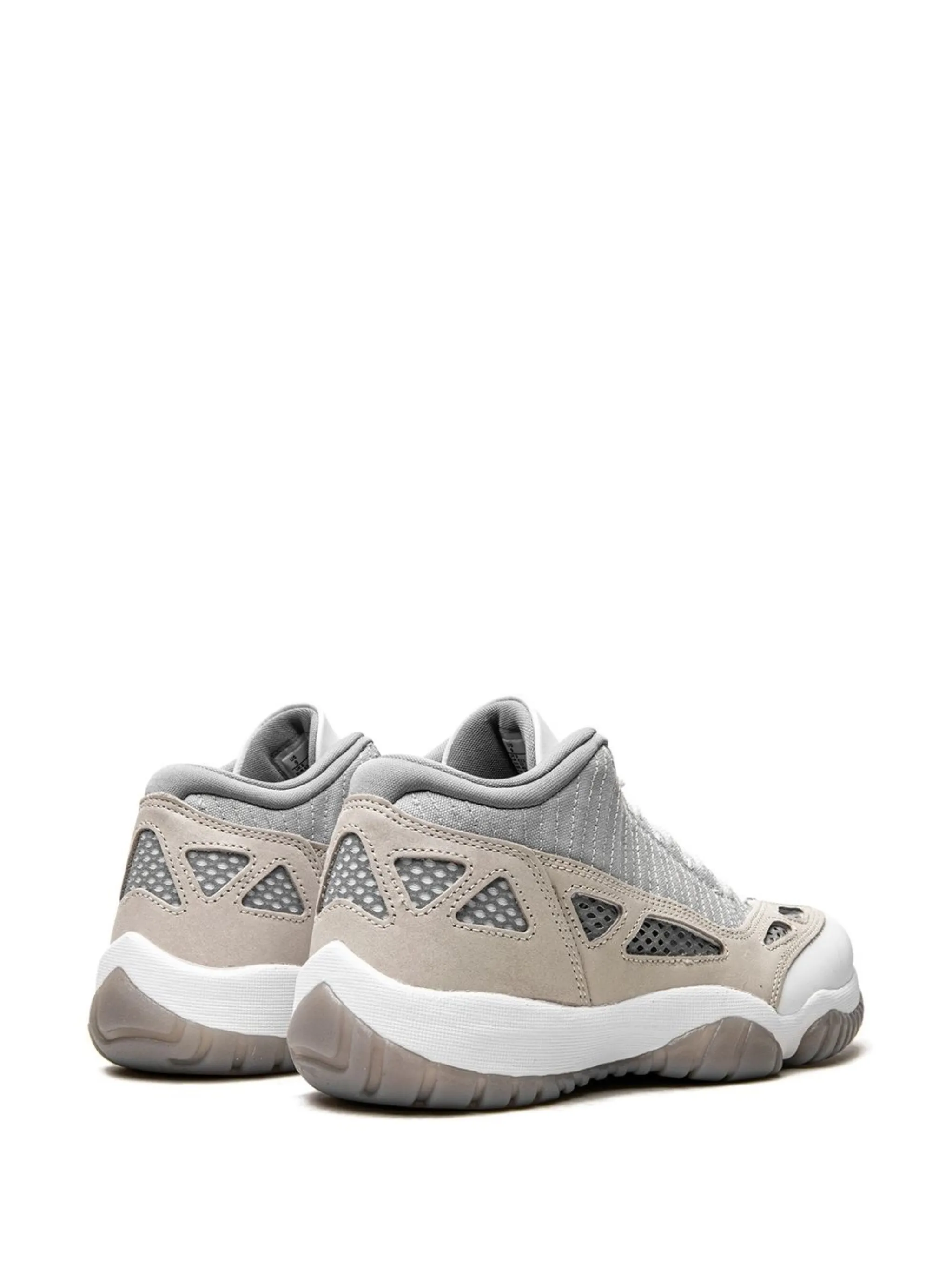 Кроссовки Air Jordan 11 Retro Low, бежевый — фото 3