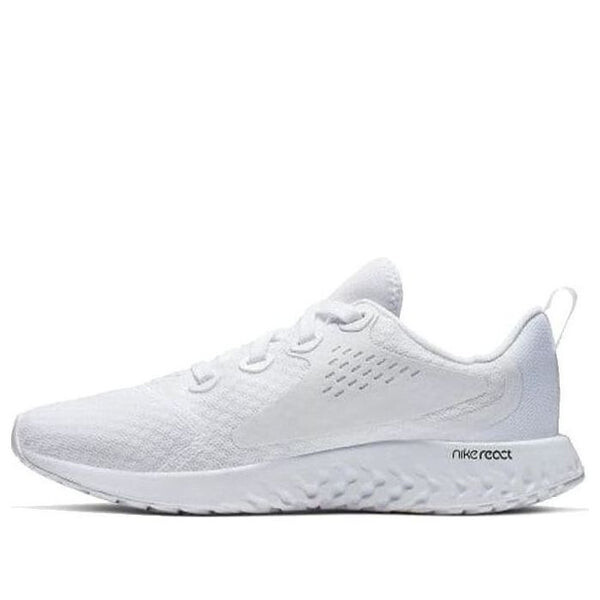 

Реакция легенды кроссовок Nike, белый