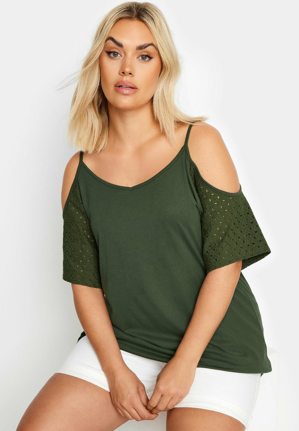 

Принт на футболке BRODERIE ANGLAISE COLD SHOULDER Yours Clothing, зеленый